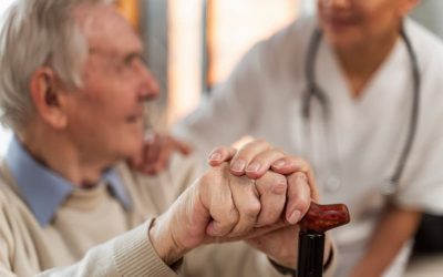 Troubles cognitifs : comment adapter sa communication avec les résidents ?